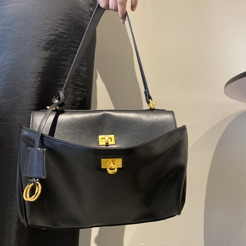 Women Bags On Sale - حقيبة يد نسائية كبيرة الحجم مصنوعة
