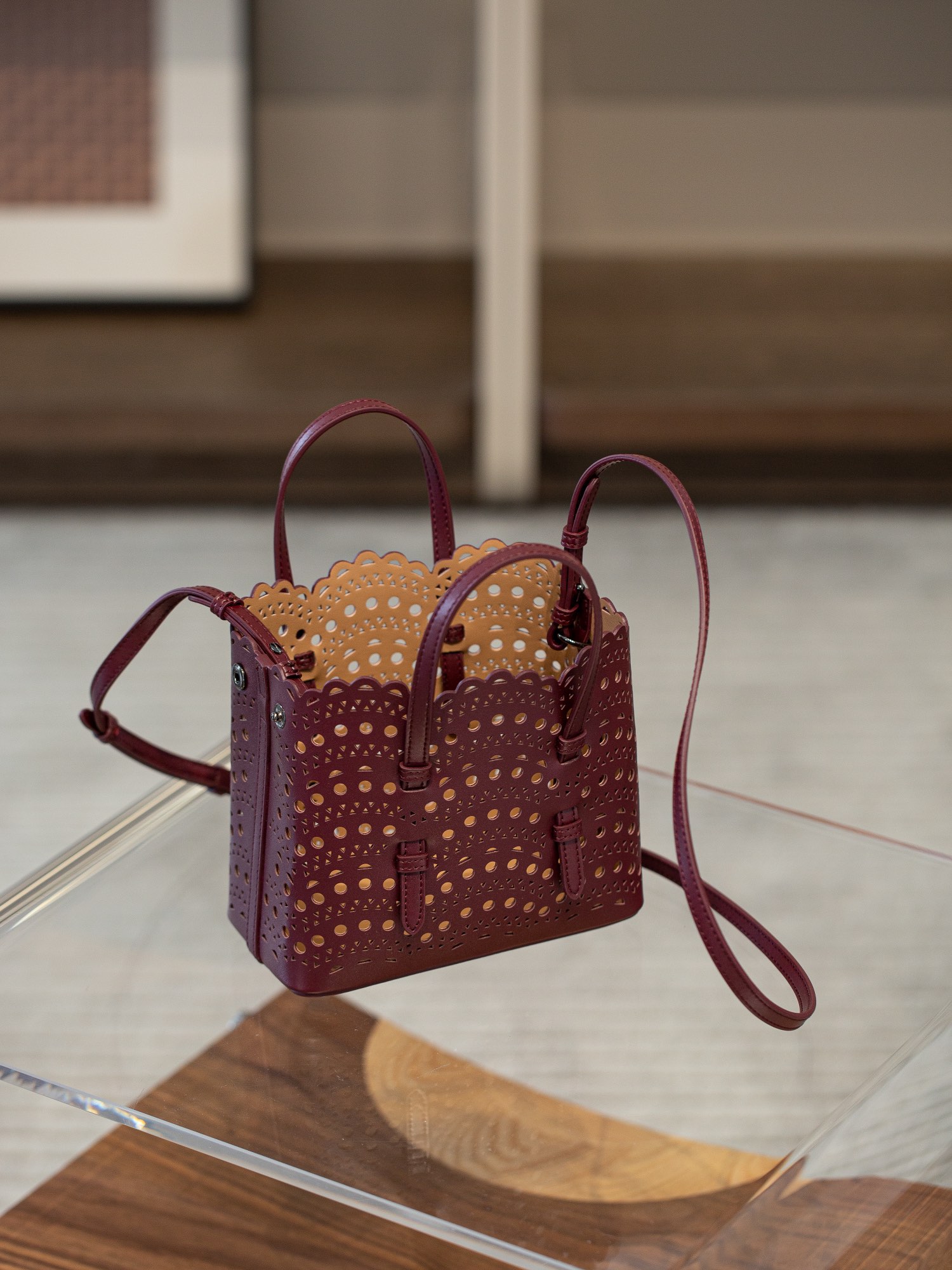 حقائب كتف فاخرة عالية الجودة م - مراجعة Women Bags Branded وسعره