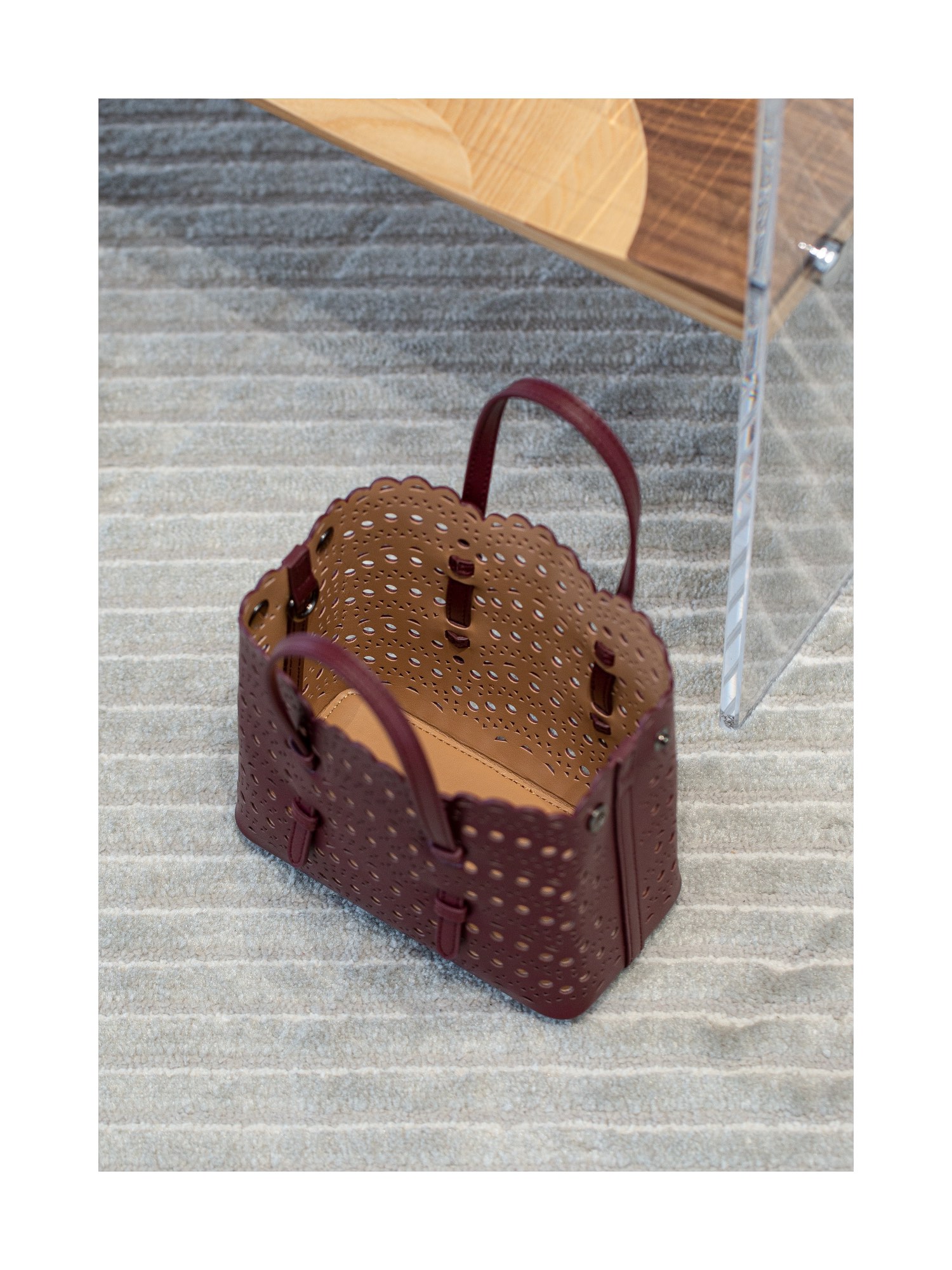 حقائب كتف فاخرة عالية الجودة م - مراجعة Women Bags Branded وسعره