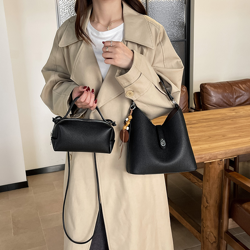 حقائب يد نسائية بتصميم كلاسيكي - مراجعة Women'S Bags Handbags وسعره