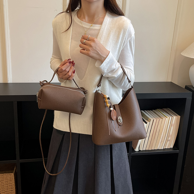 حقائب يد نسائية بتصميم كلاسيكي - مراجعة Women'S Bags Handbags وسعره